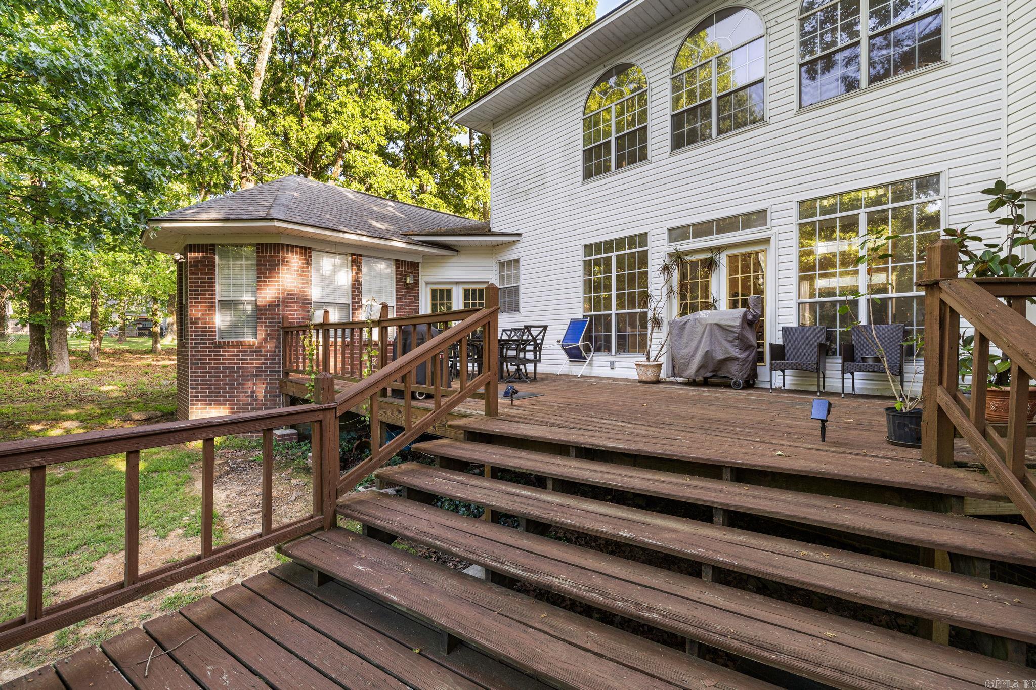 WOODMEADE - Residential