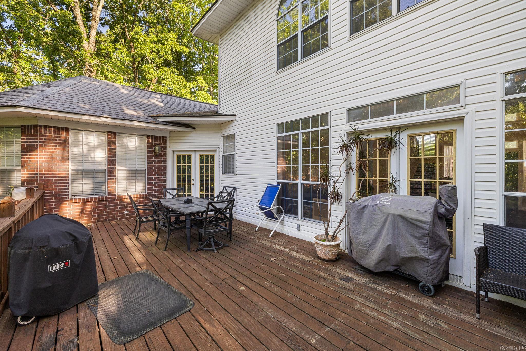 WOODMEADE - Residential