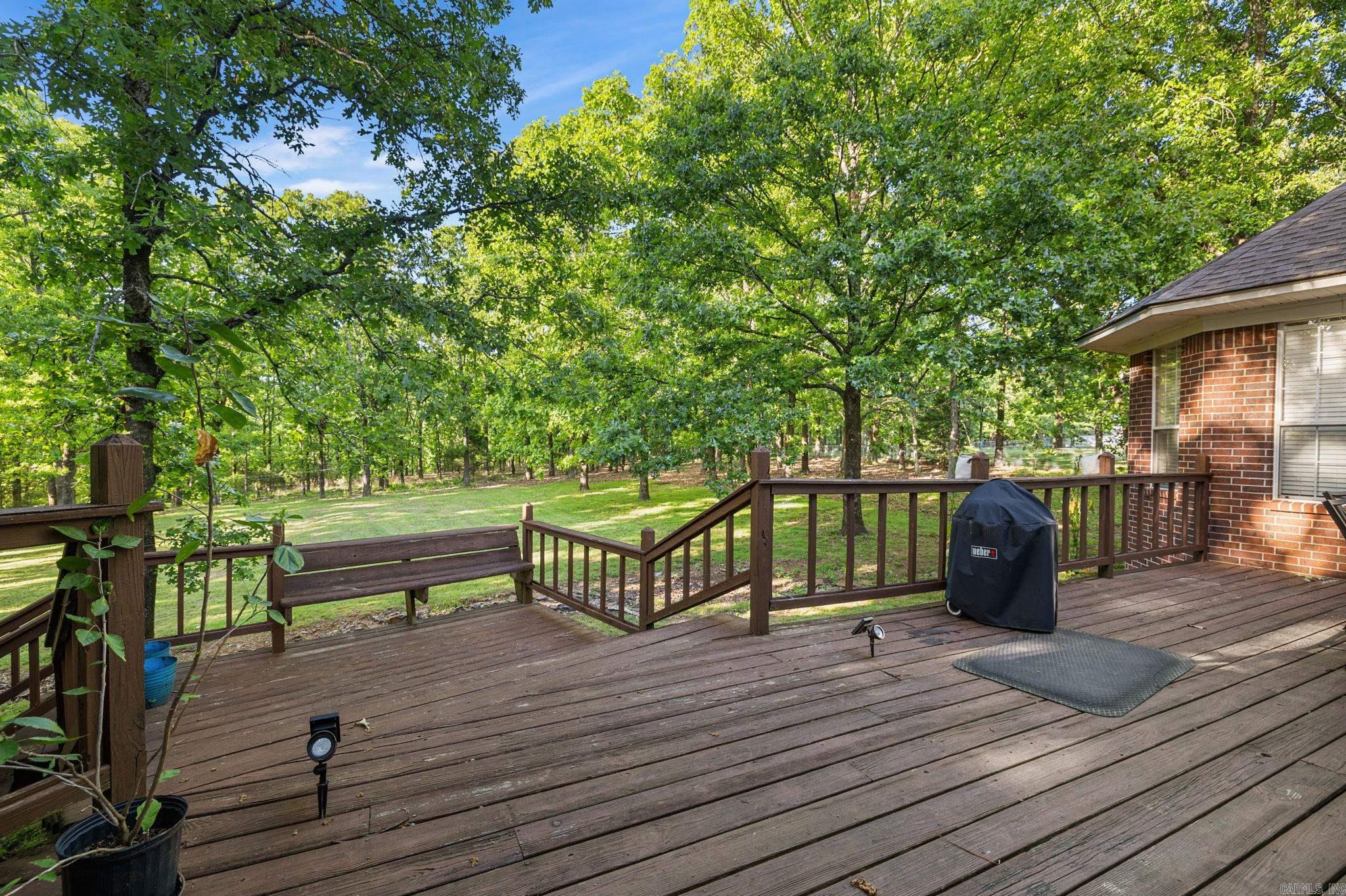 WOODMEADE - Residential