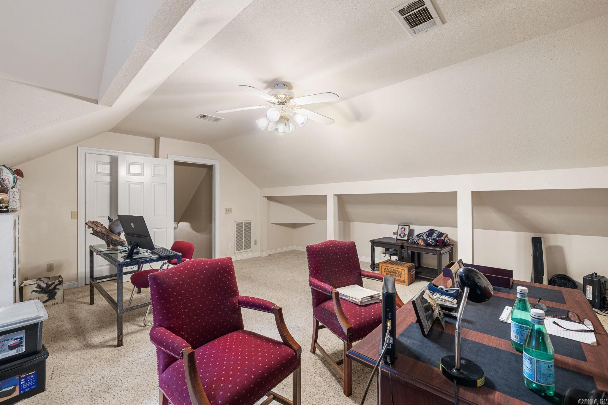 WOODMEADE - Residential