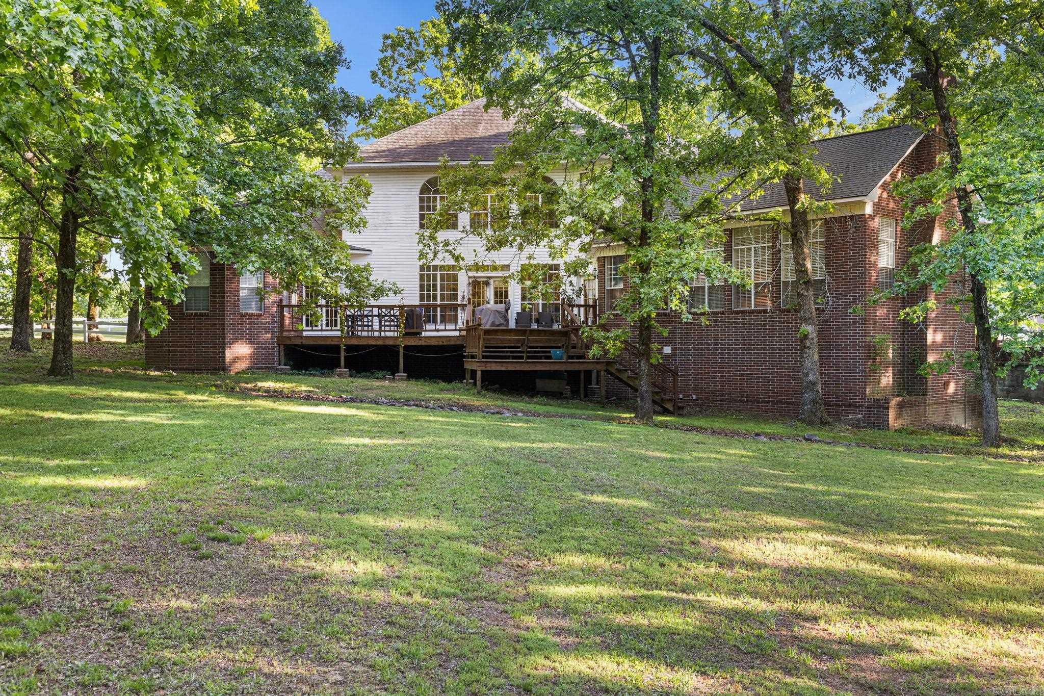 WOODMEADE - Residential