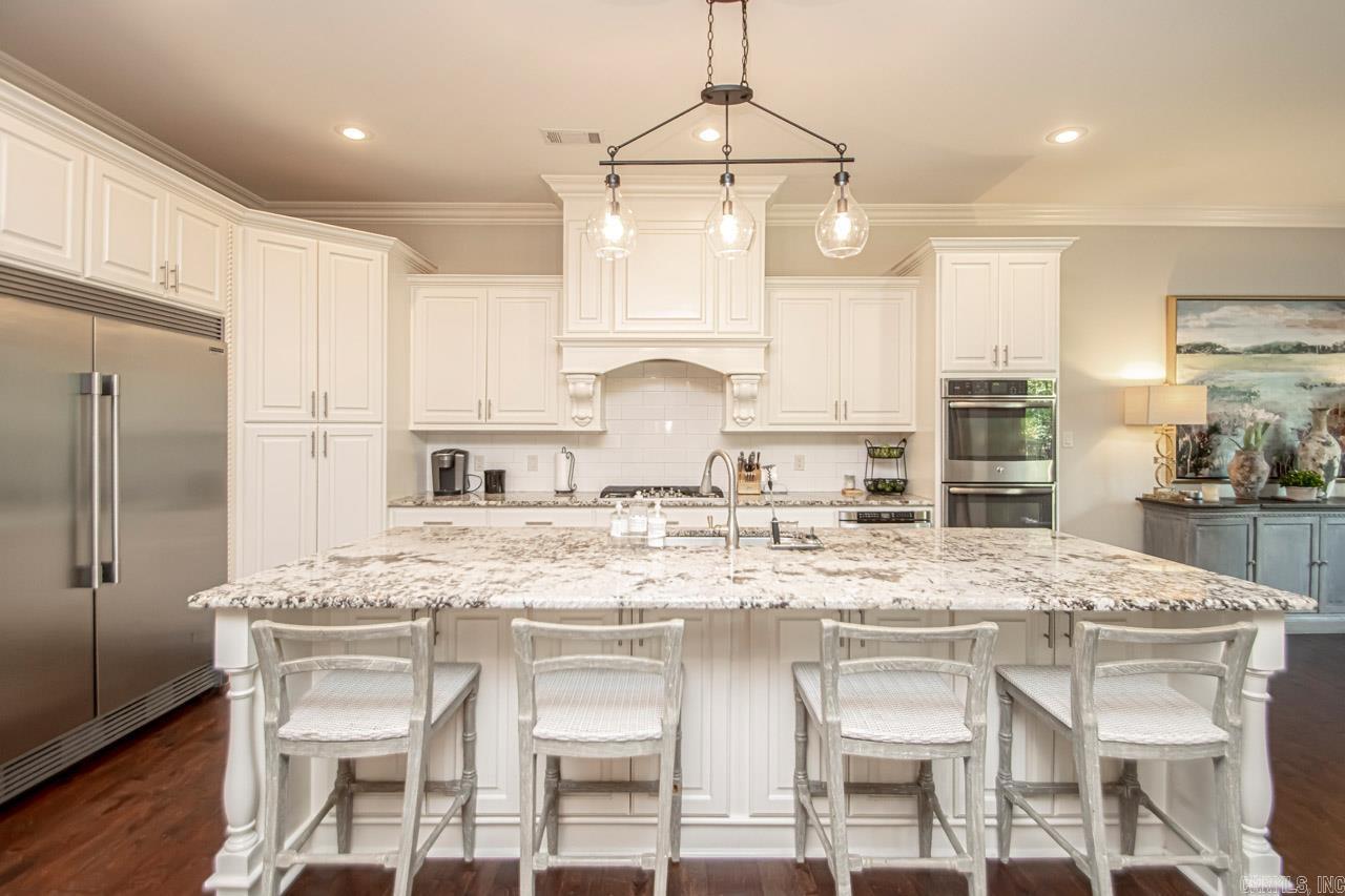 WOODLANDS EDGE - Residential