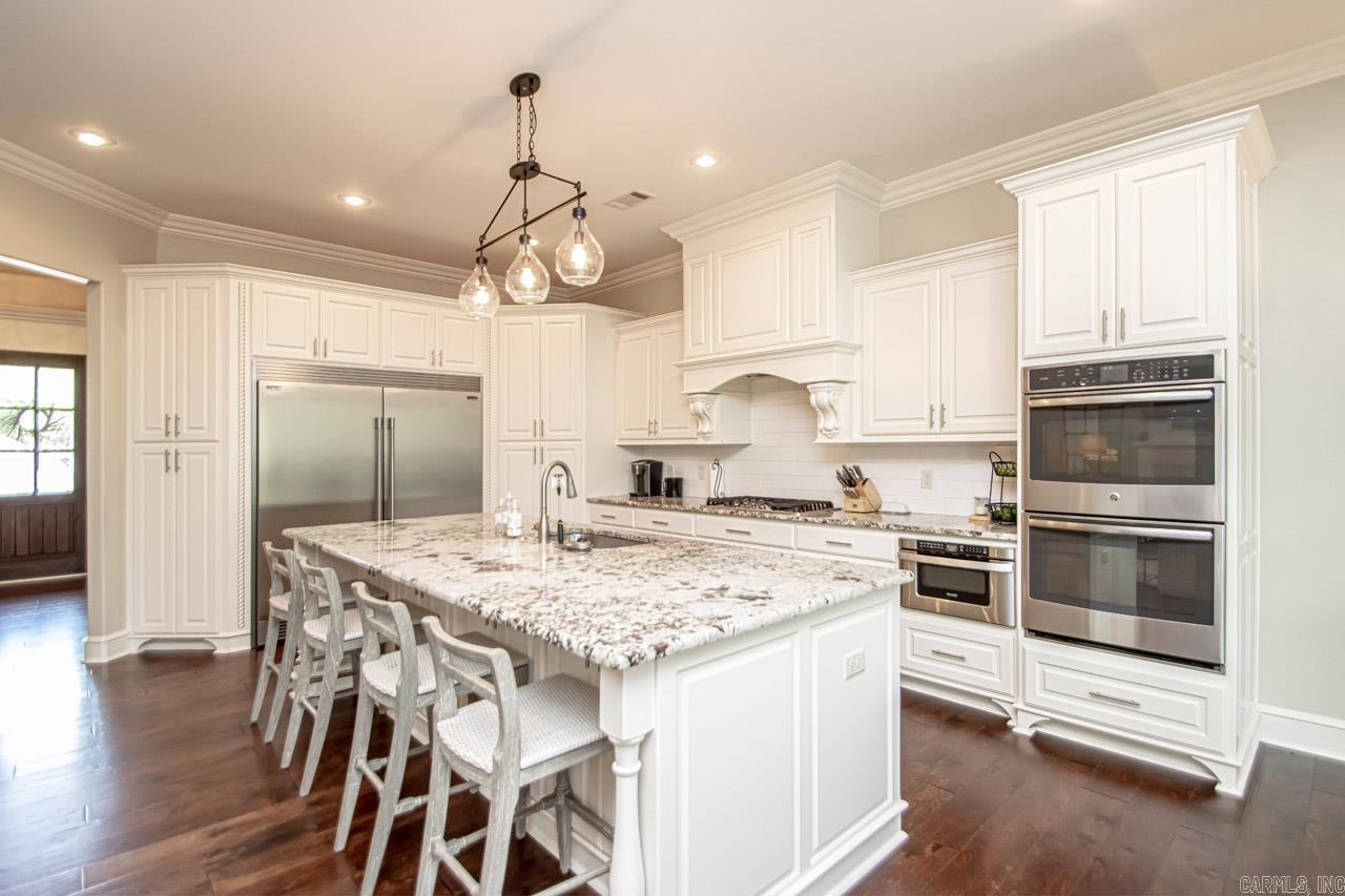 WOODLANDS EDGE - Residential