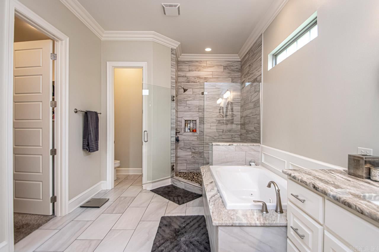 WOODLANDS EDGE - Residential