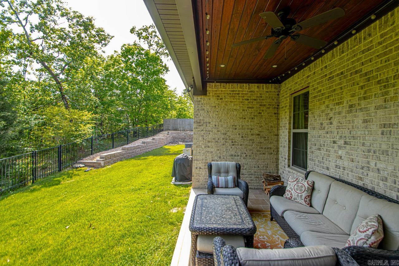 WOODLANDS EDGE - Residential