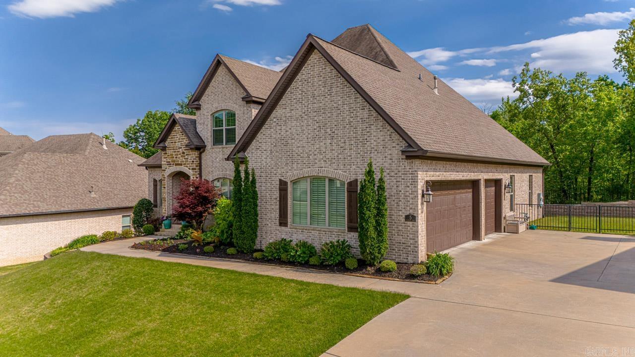 WOODLANDS EDGE - Residential