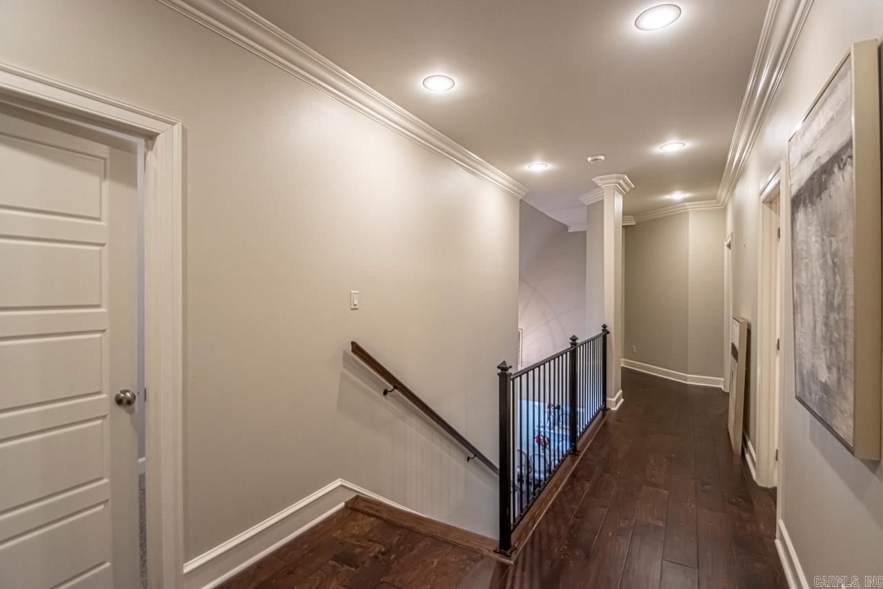 WOODLANDS EDGE - Residential
