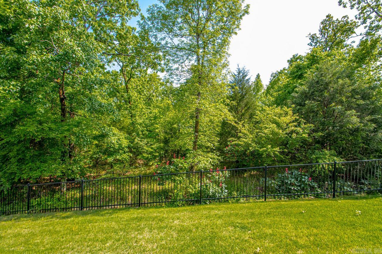 WOODLANDS EDGE - Residential