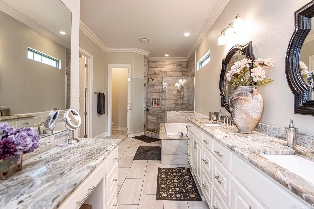 WOODLANDS EDGE - Residential