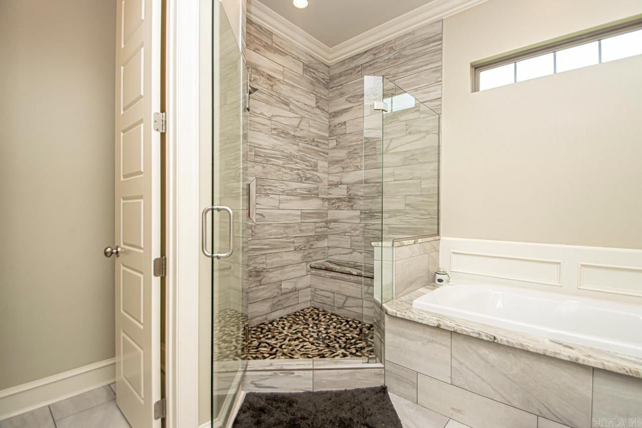 WOODLANDS EDGE - Residential
