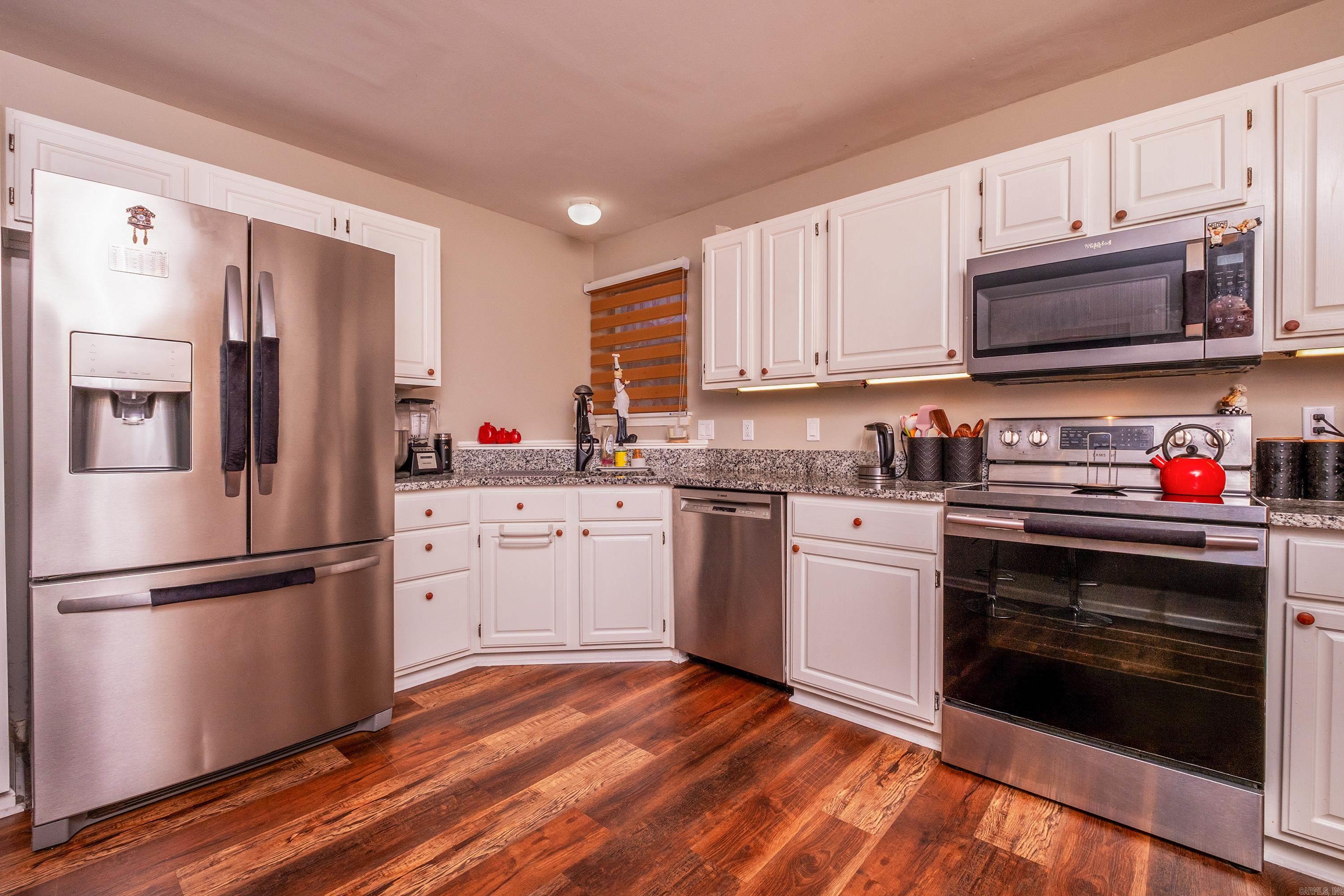 CHERRY CREEK ADDN - Residential