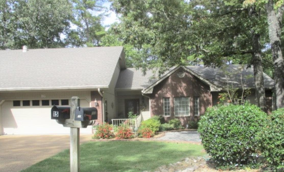 VILLA ALEGRE COURTS - Residential