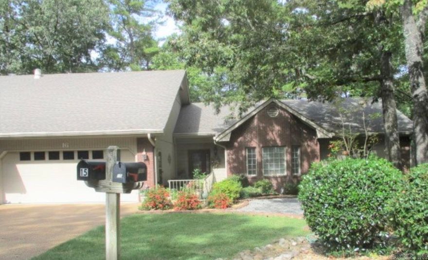 Super nice 3bed 2.5 bath townhome with heated and cooled sunroom!   Granite counter tops- Newer Stainless Appliances-Spacious Deck New Roof and Skylights 2025