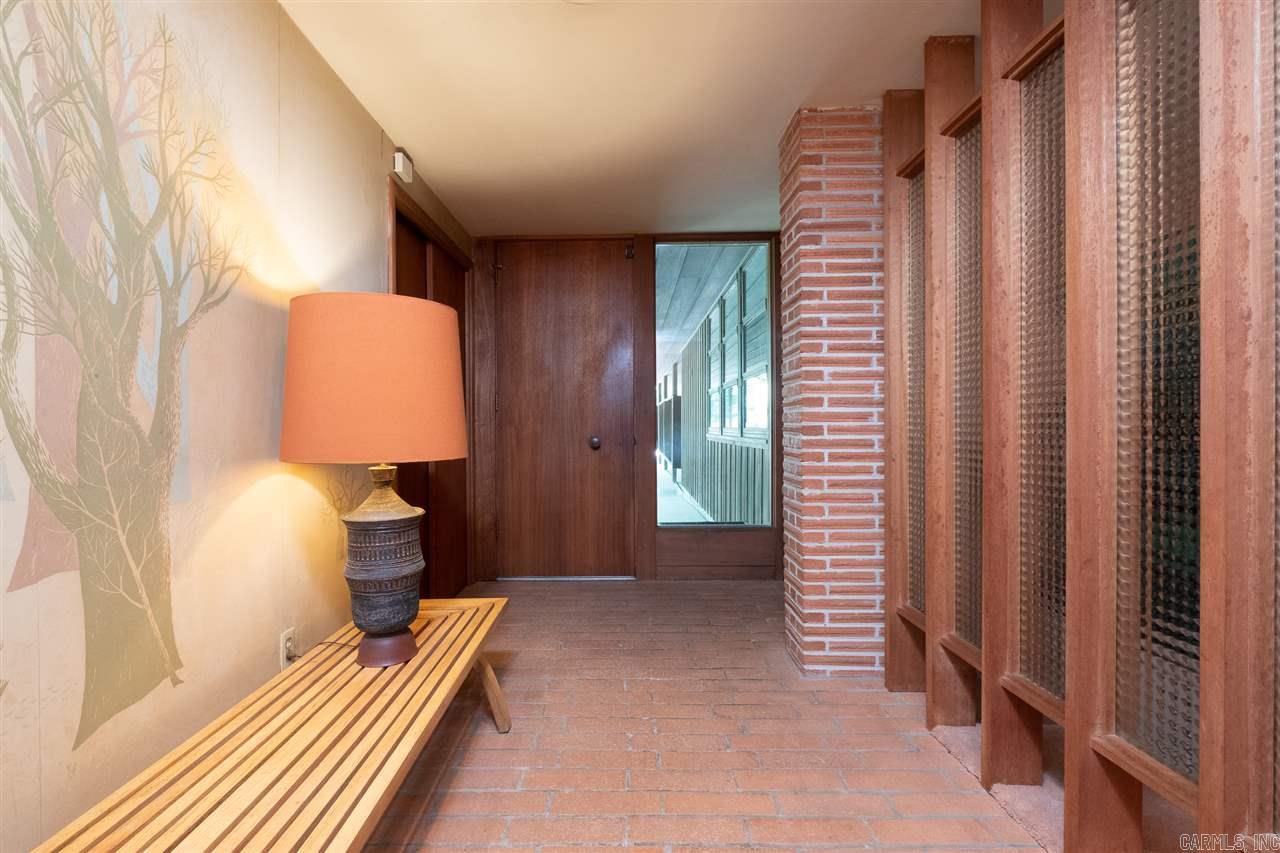 DOYLES PLACE - Residential