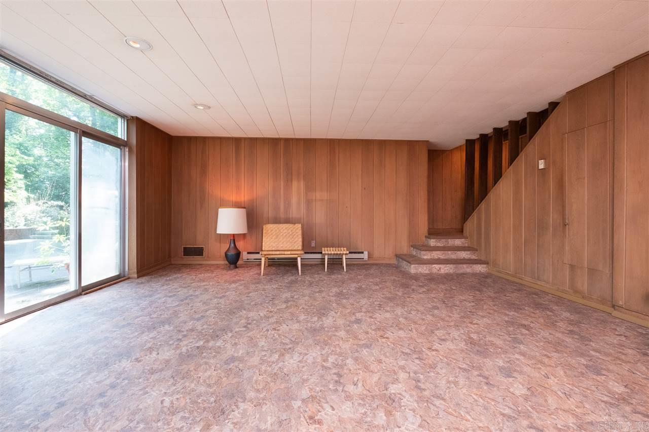 DOYLES PLACE - Residential