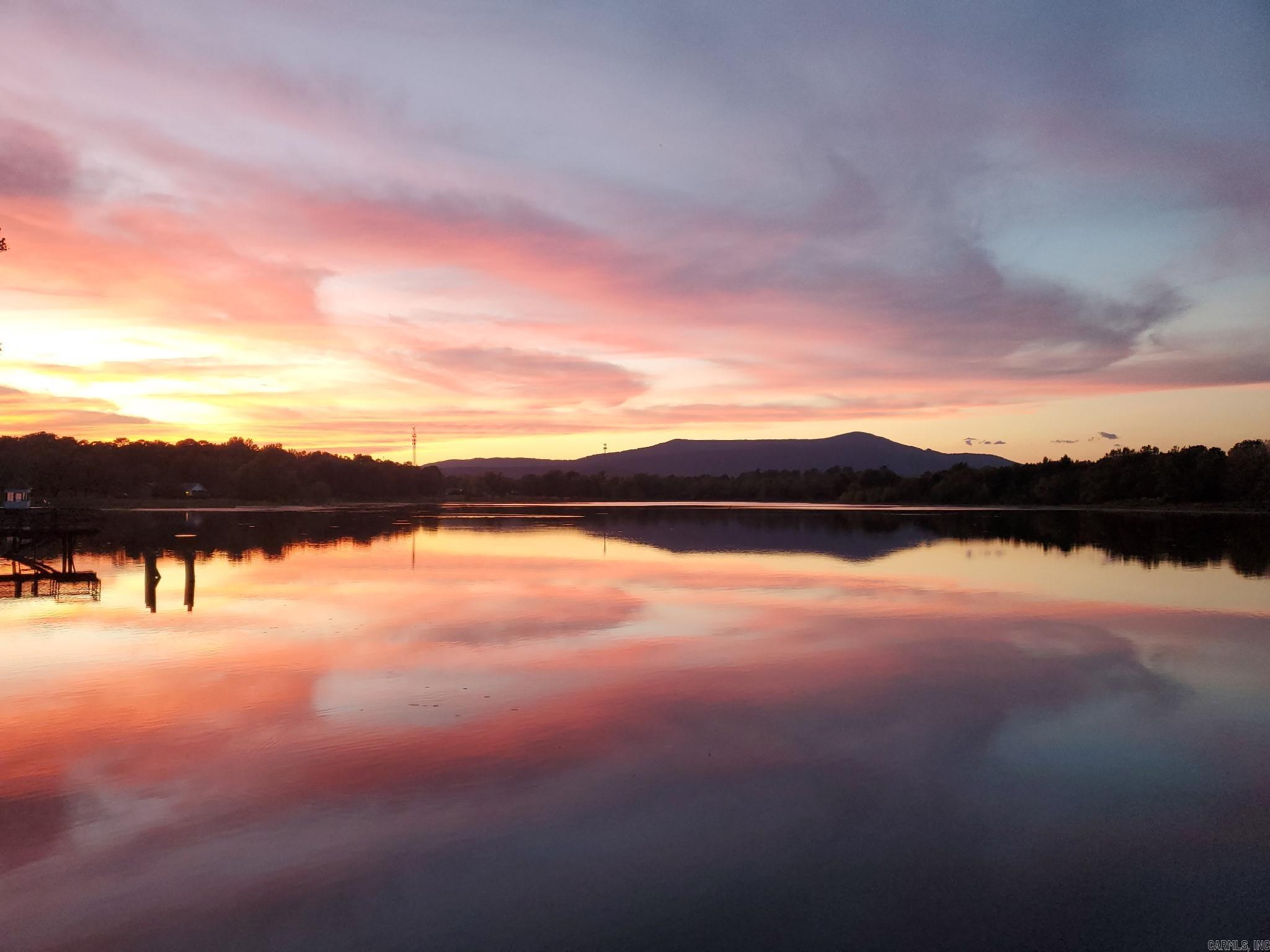 Lake Mena - Residential