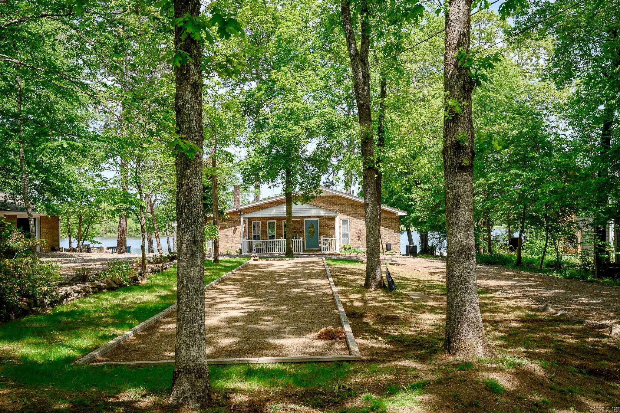 Lake Mena - Residential