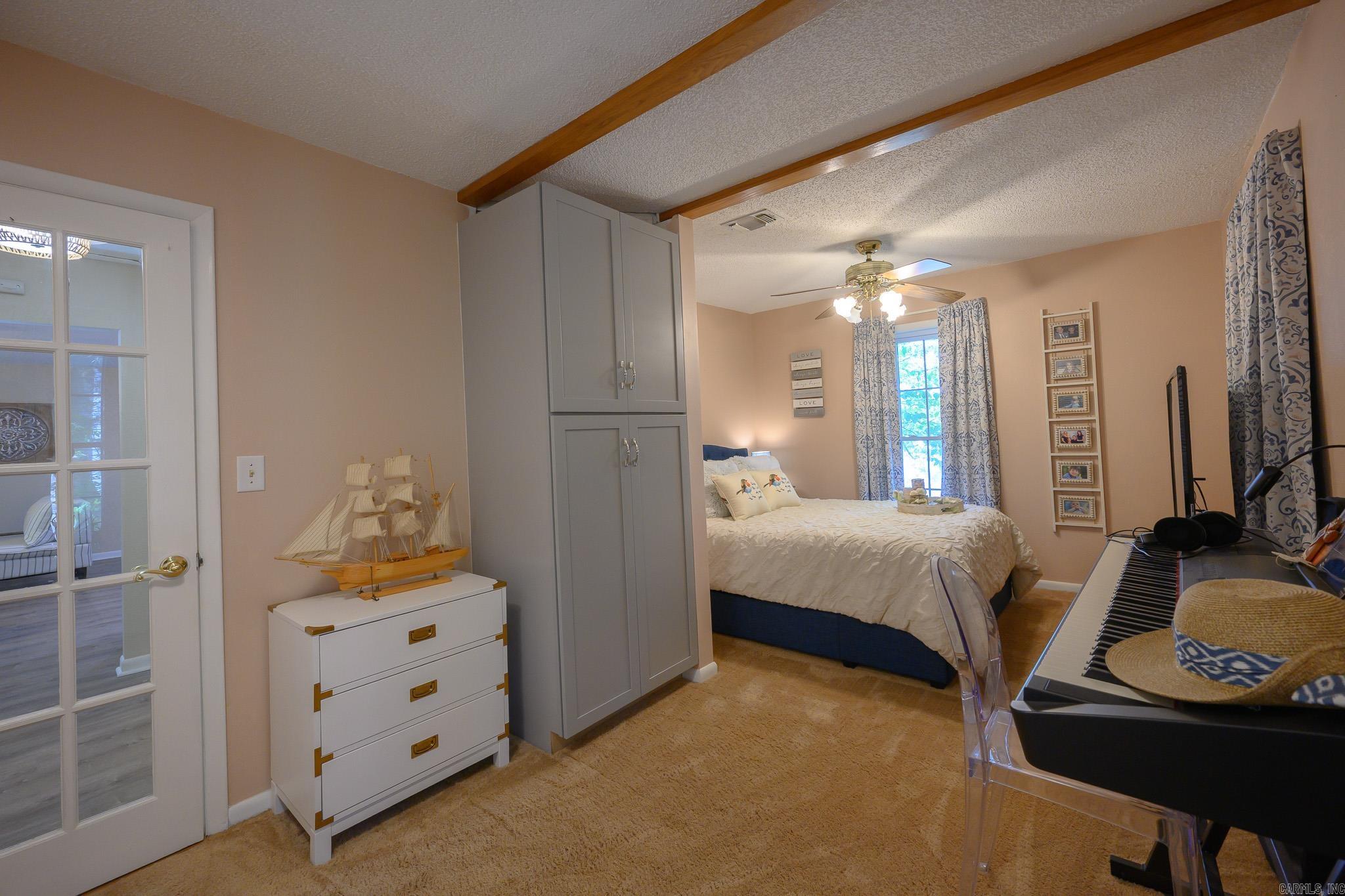 Lake Mena - Residential