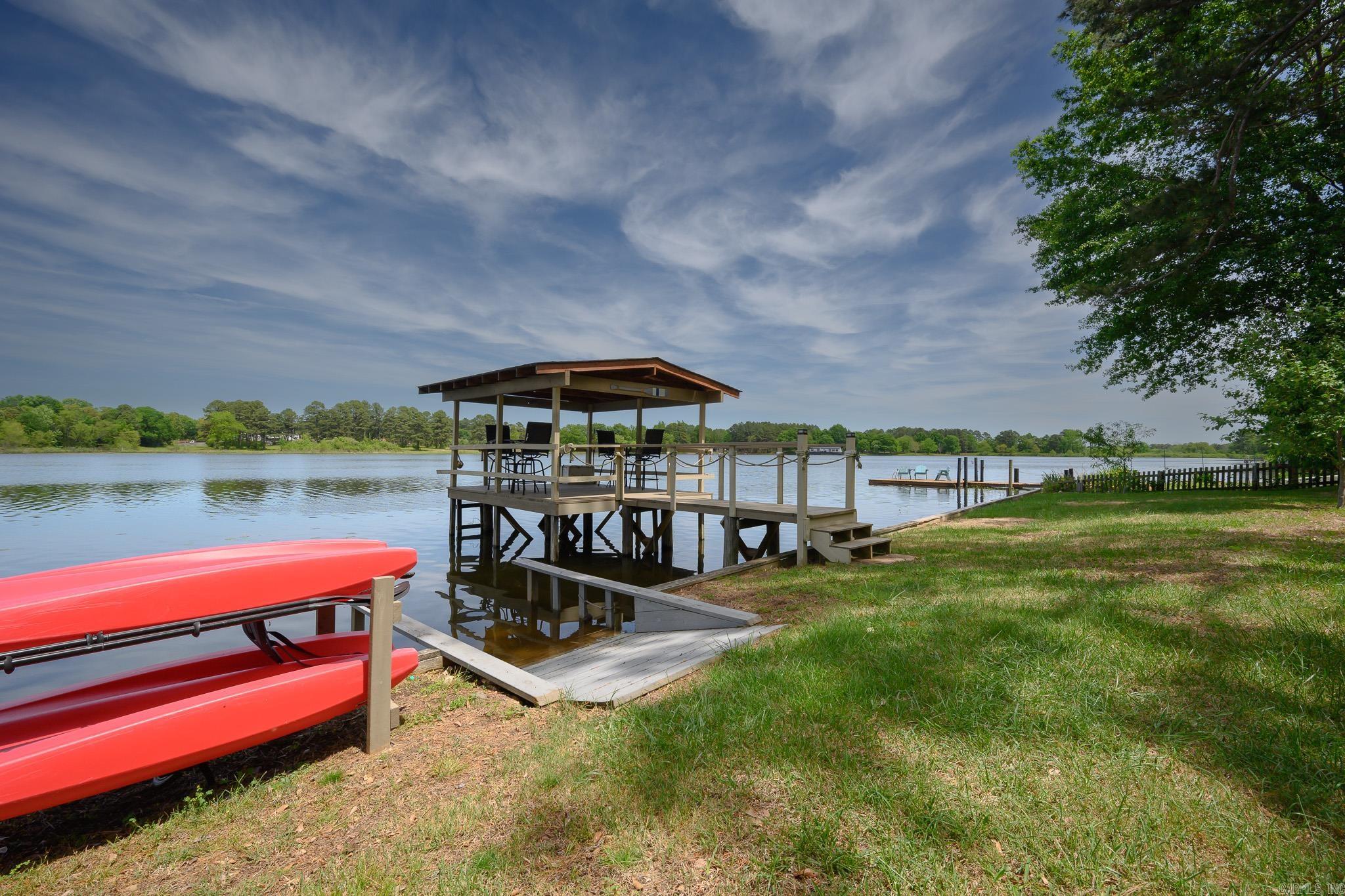 Lake Mena - Residential