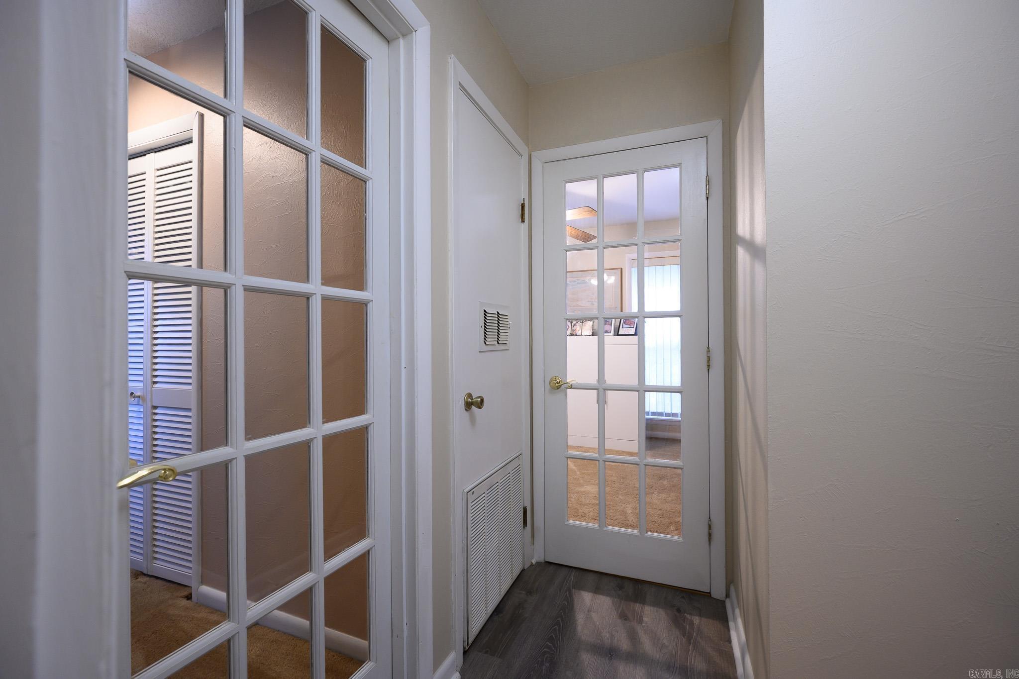 Lake Mena - Residential