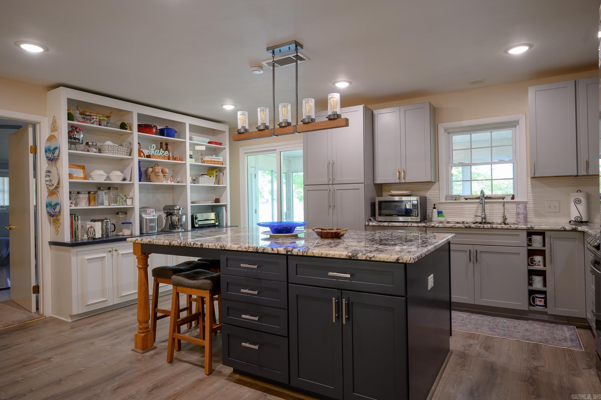 Lake Mena - Residential