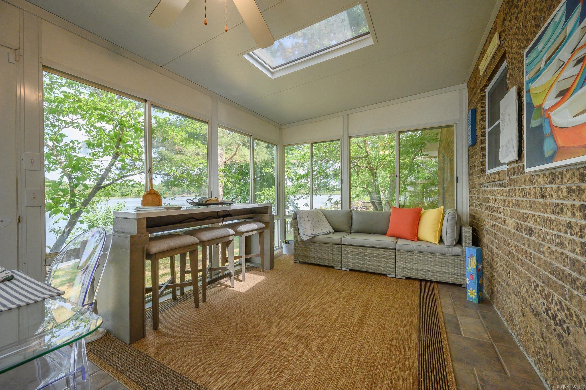 Lake Mena - Residential