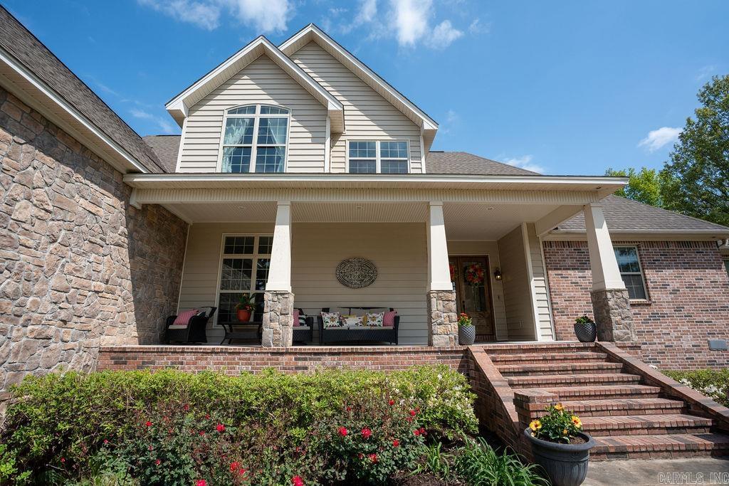 SOUTHERN HILLS EST - Residential