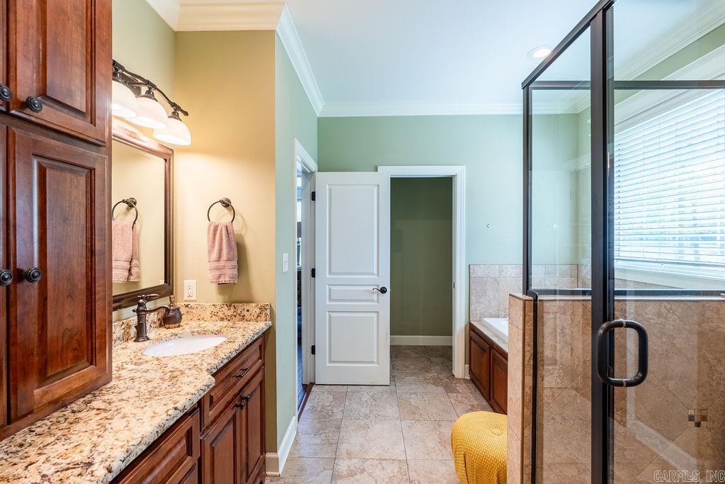 SOUTHERN HILLS EST - Residential