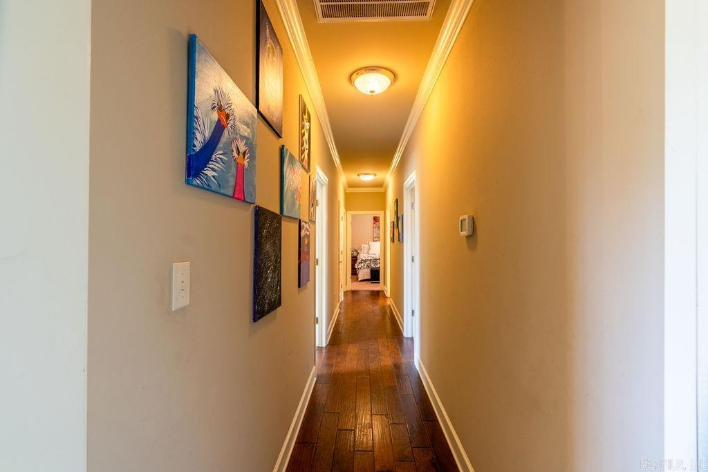 SOUTHERN HILLS EST - Residential