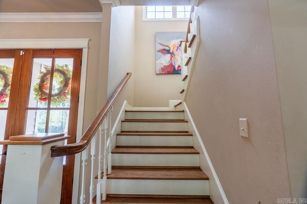 SOUTHERN HILLS EST - Residential