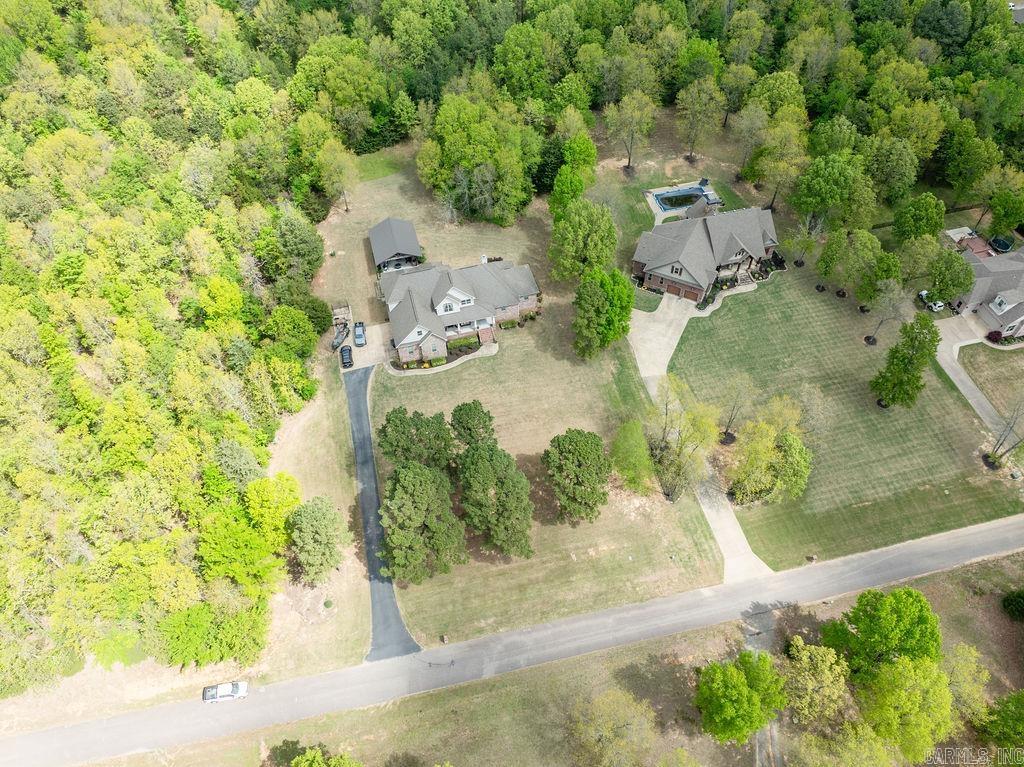 SOUTHERN HILLS EST - Residential