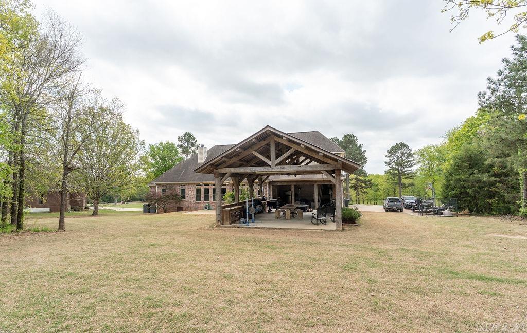 SOUTHERN HILLS EST - Residential