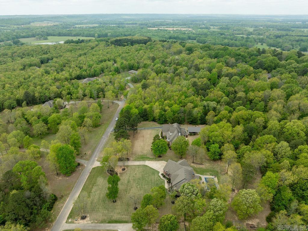 SOUTHERN HILLS EST - Residential