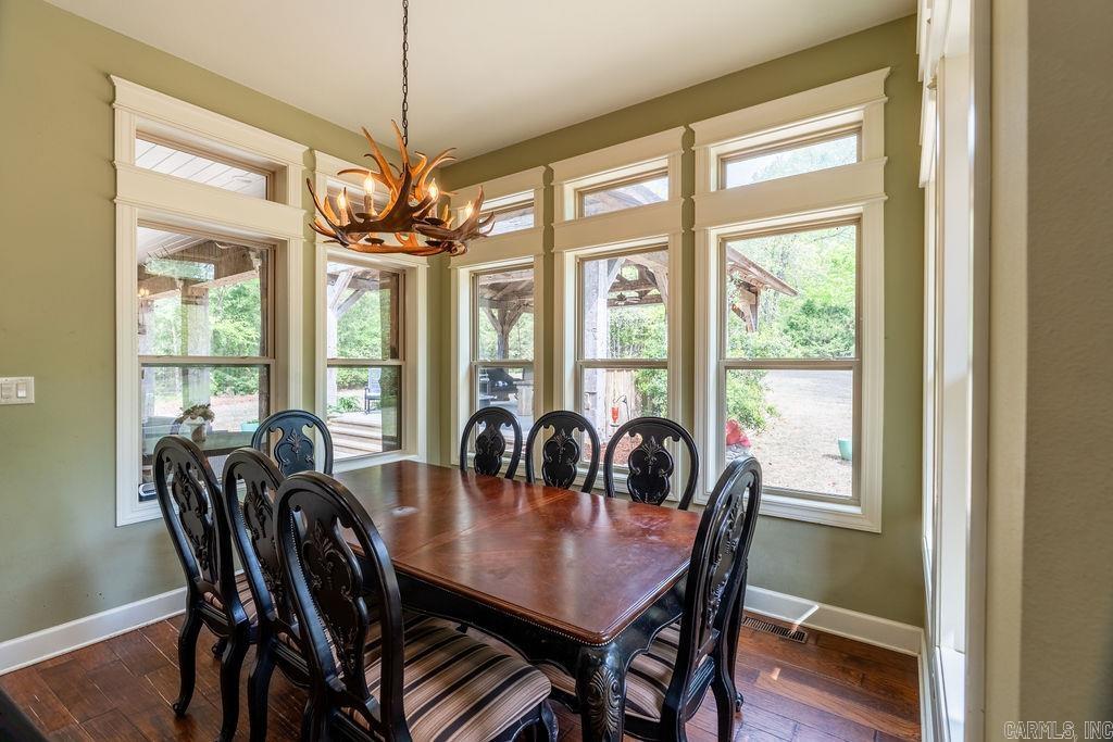 SOUTHERN HILLS EST - Residential