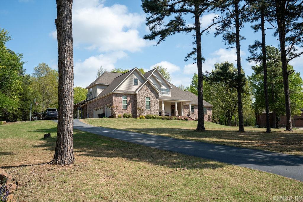SOUTHERN HILLS EST - Residential