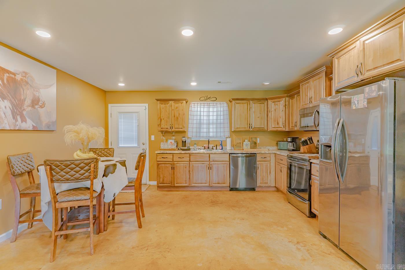 RIDGEFIELD ESTATES - Residential