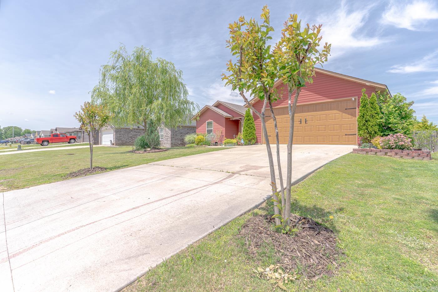 RIDGEFIELD ESTATES - Residential