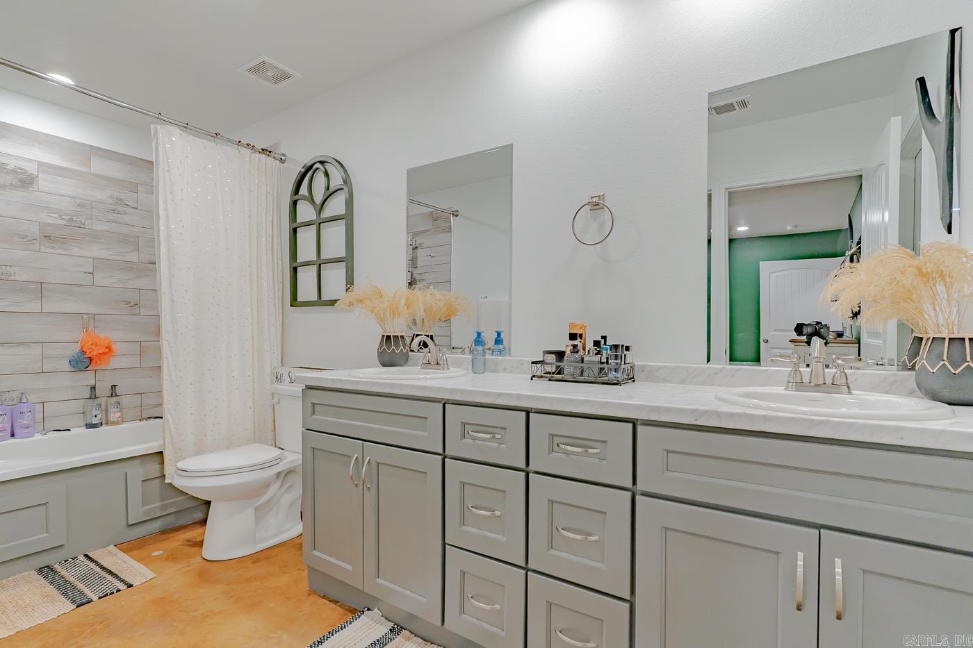 RIDGEFIELD ESTATES - Residential