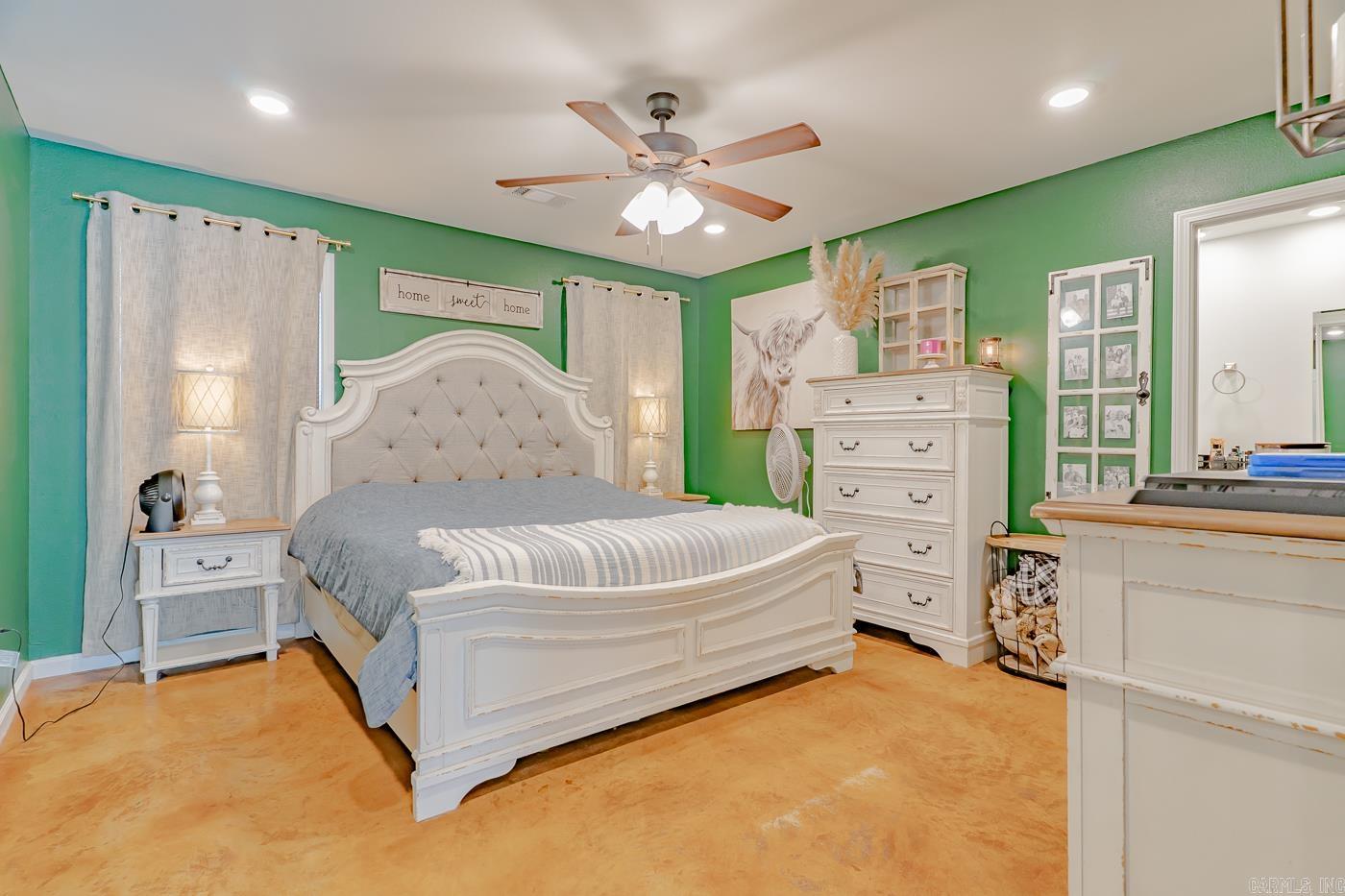 RIDGEFIELD ESTATES - Residential