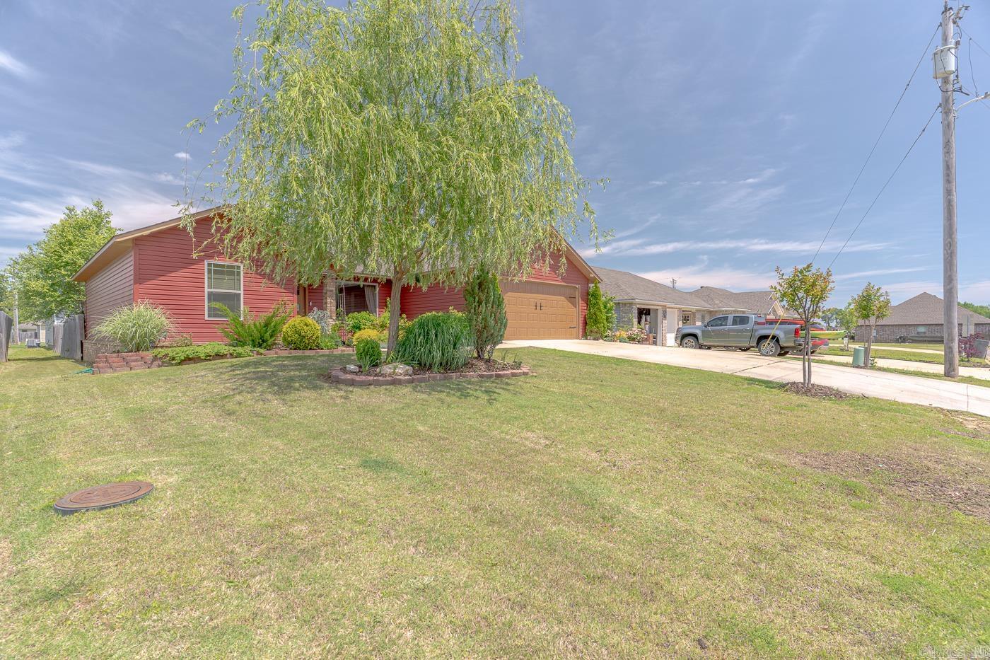 RIDGEFIELD ESTATES - Residential