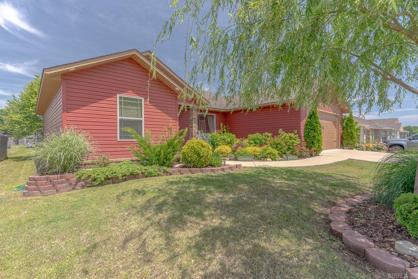 RIDGEFIELD ESTATES - Residential