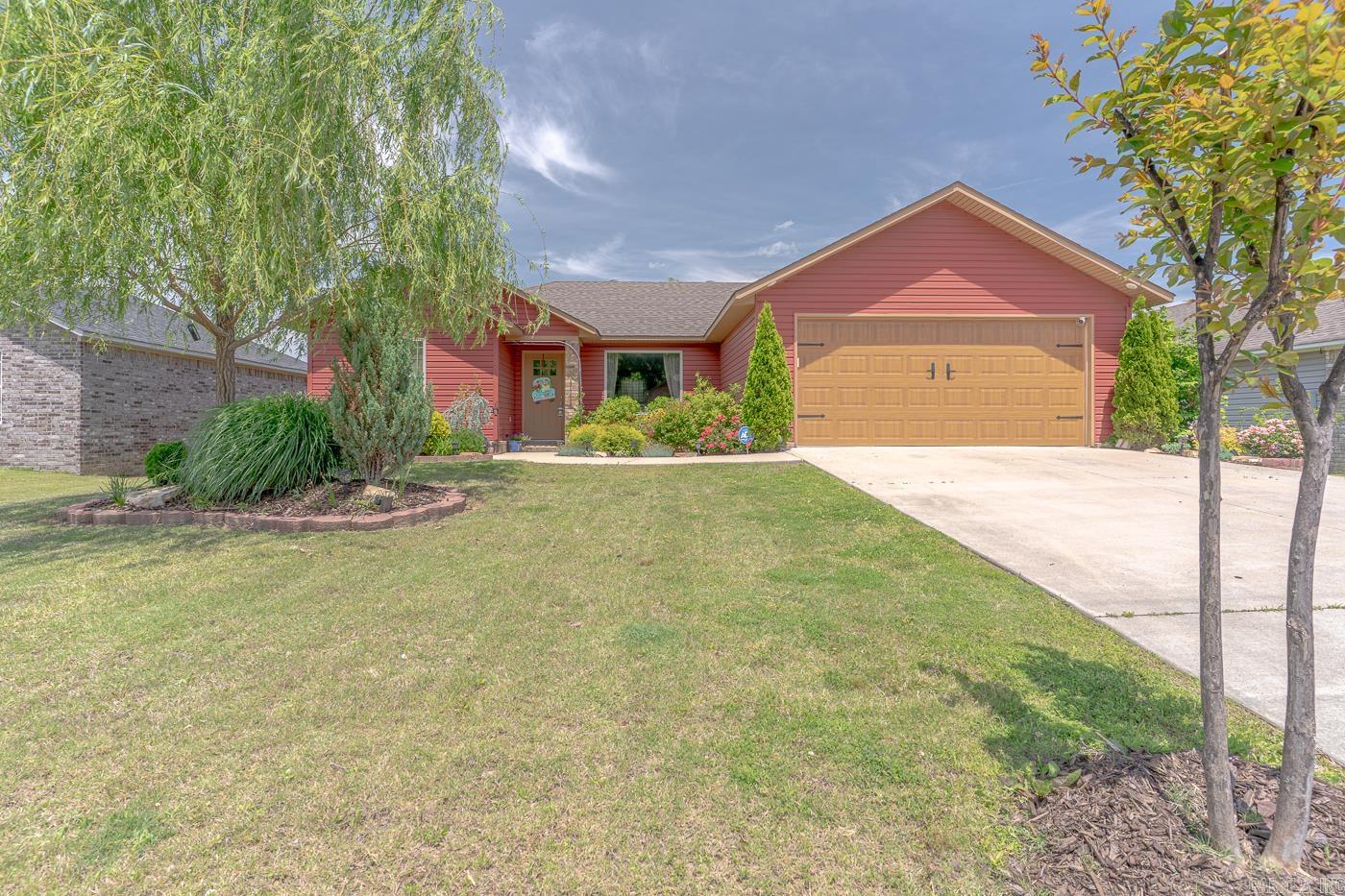 RIDGEFIELD ESTATES - Residential