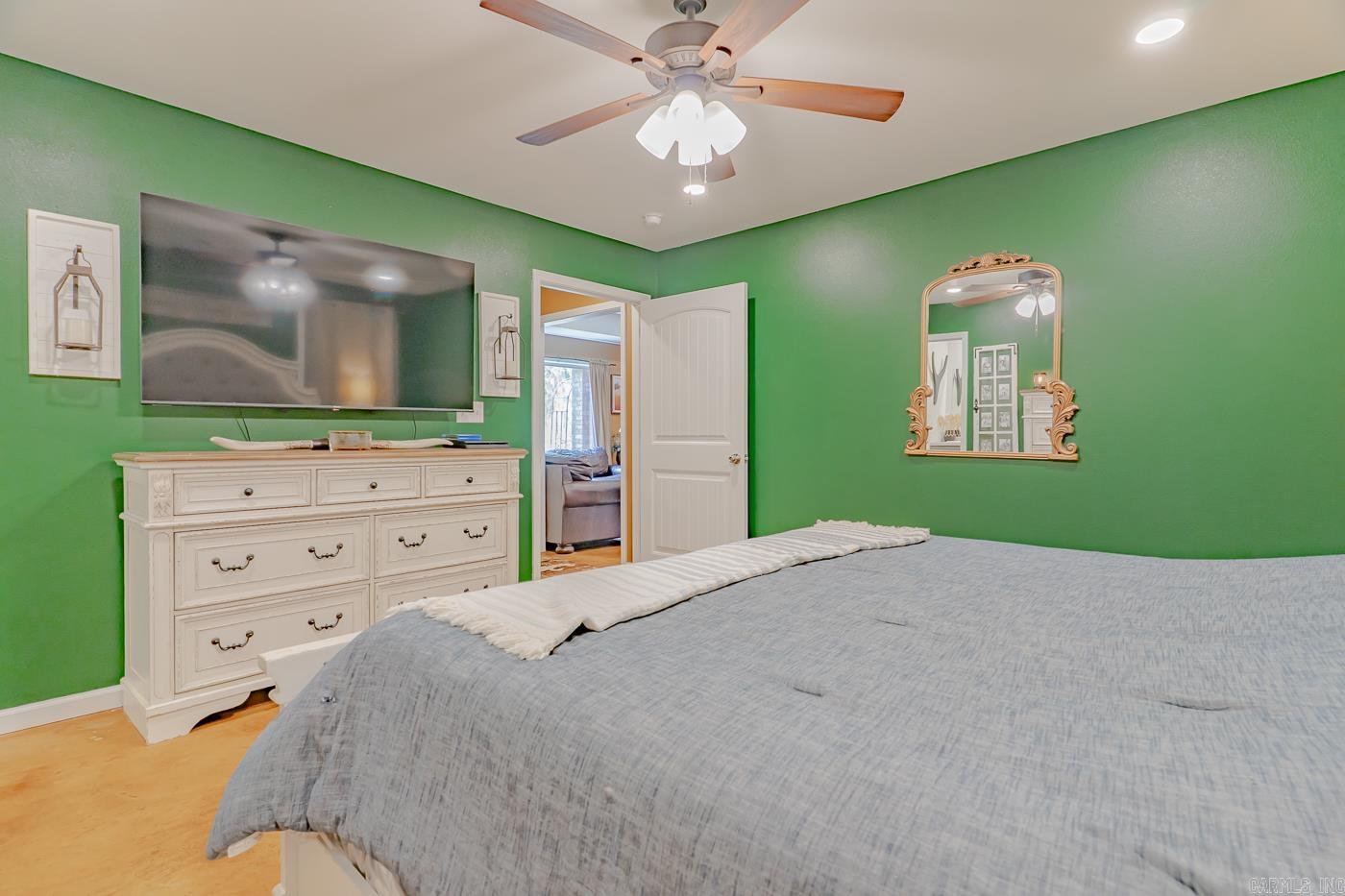 RIDGEFIELD ESTATES - Residential