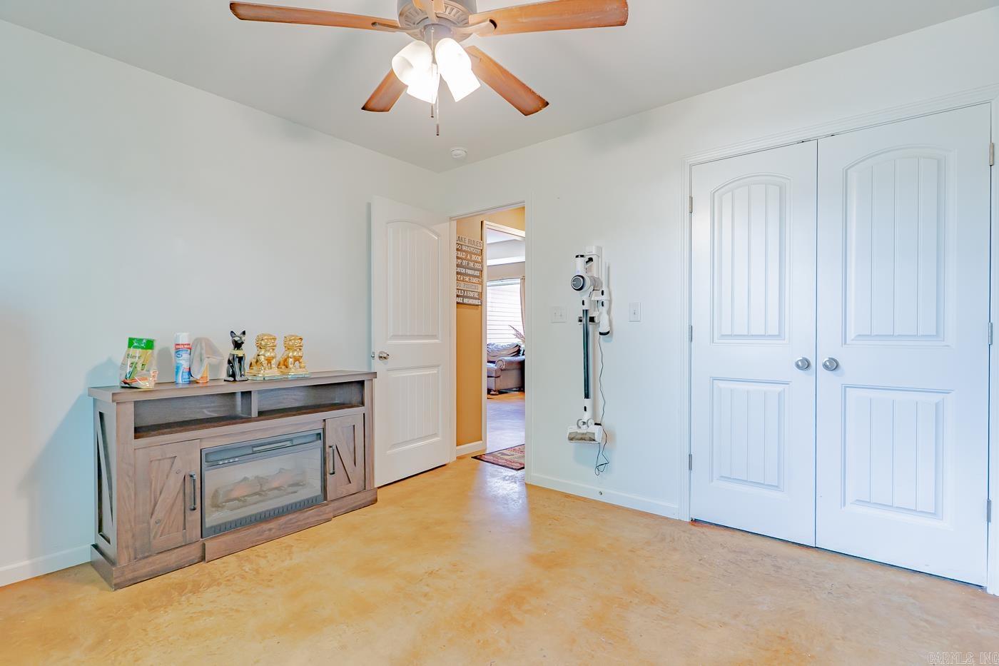 RIDGEFIELD ESTATES - Residential