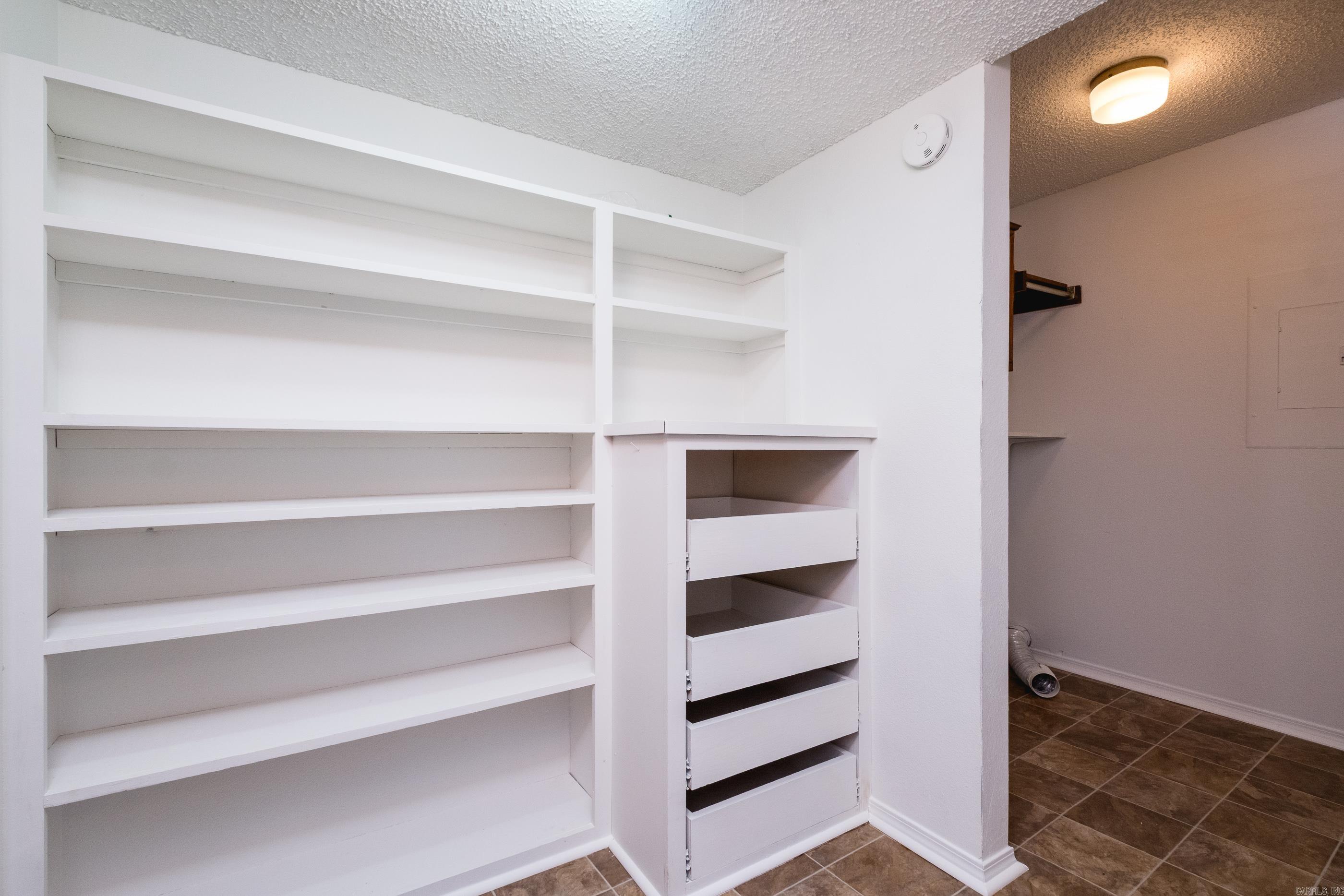 OTTER CREEK COMMUNITY - Residential