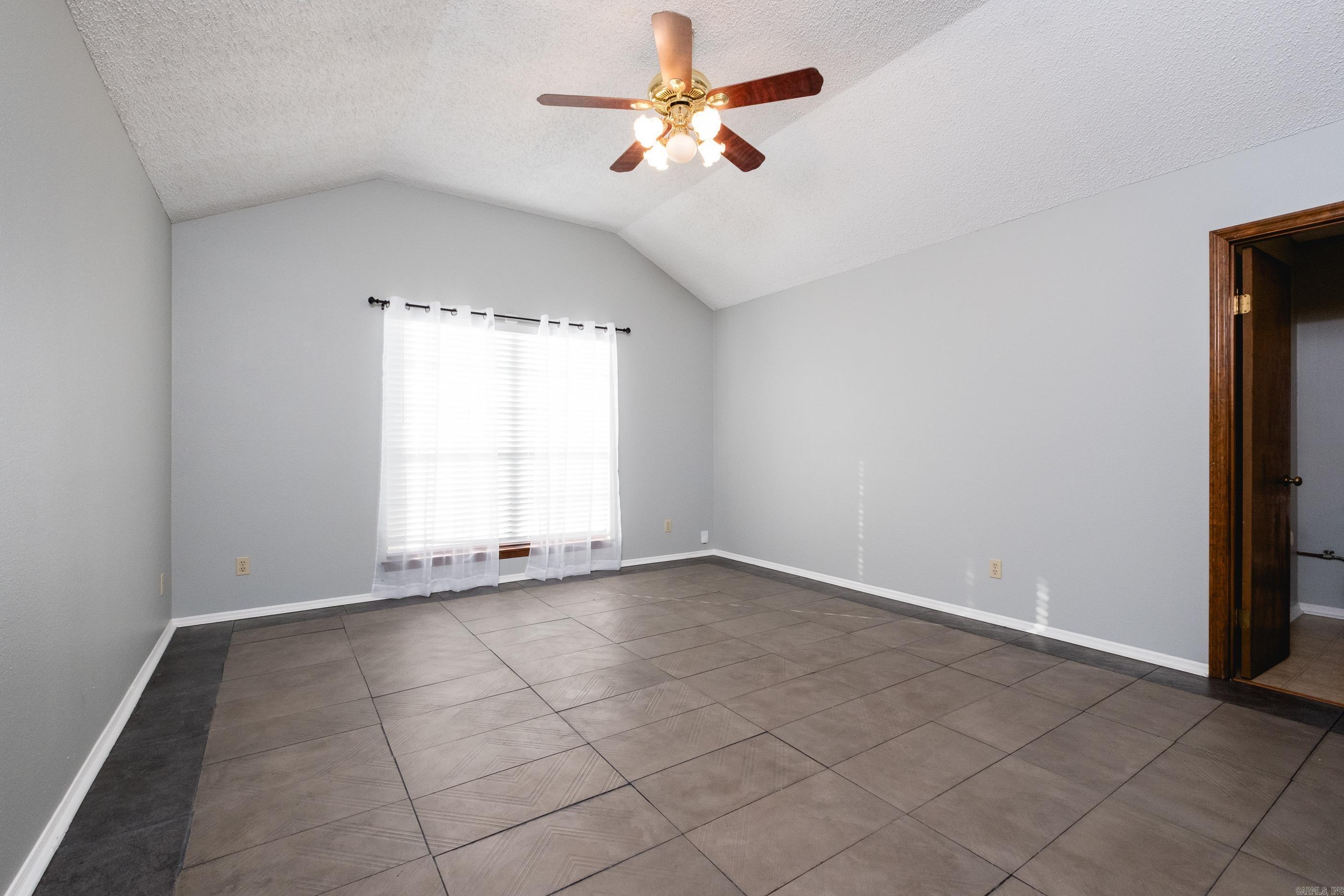 OTTER CREEK COMMUNITY - Residential