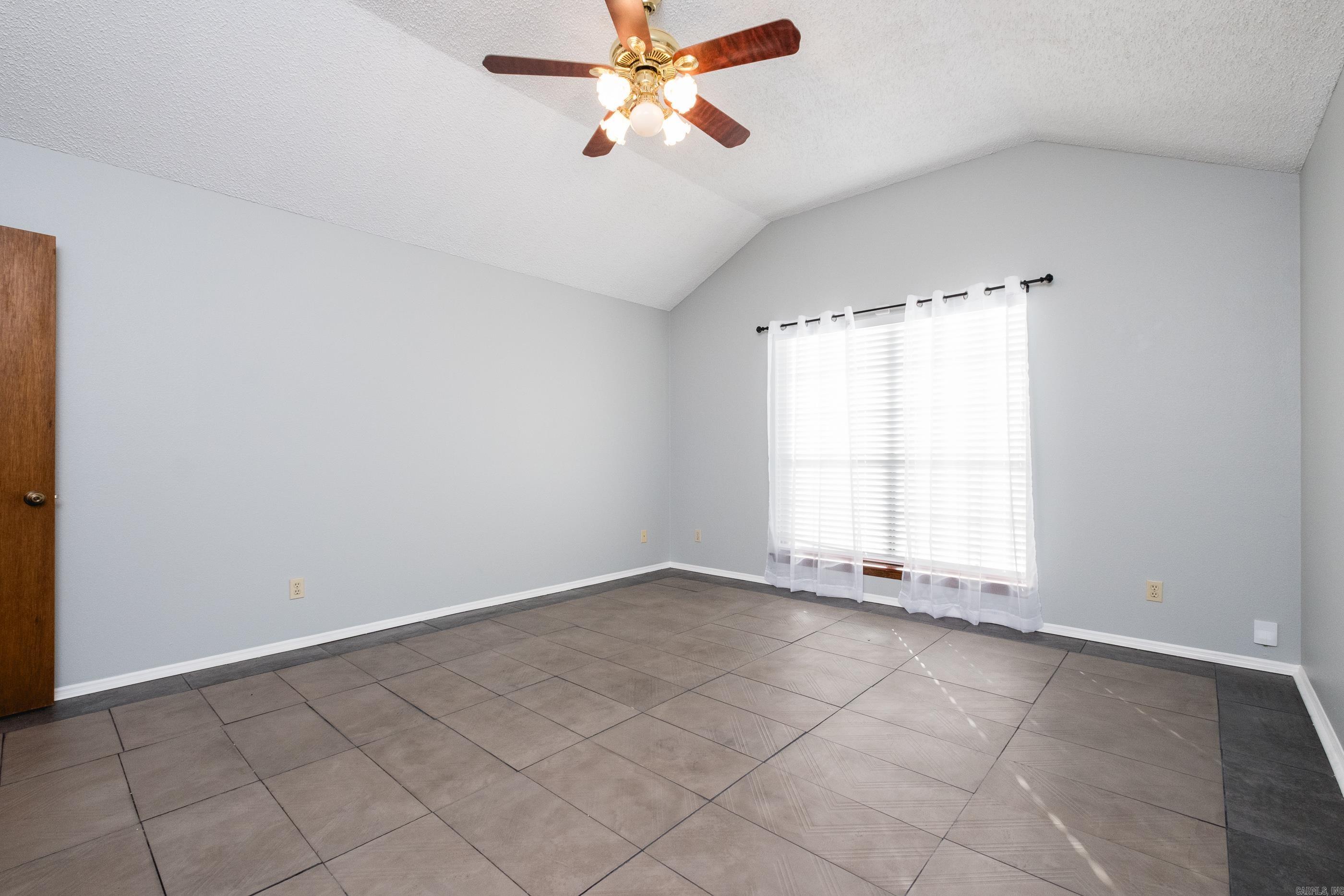 OTTER CREEK COMMUNITY - Residential