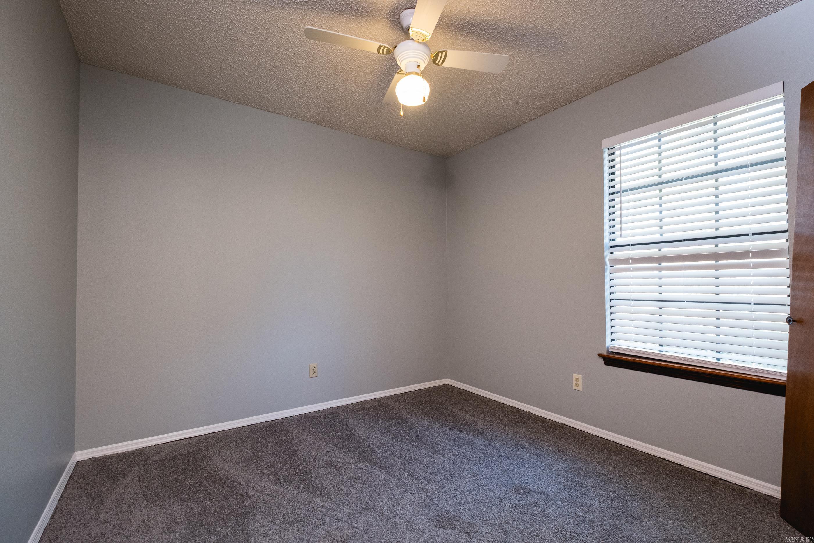 OTTER CREEK COMMUNITY - Residential