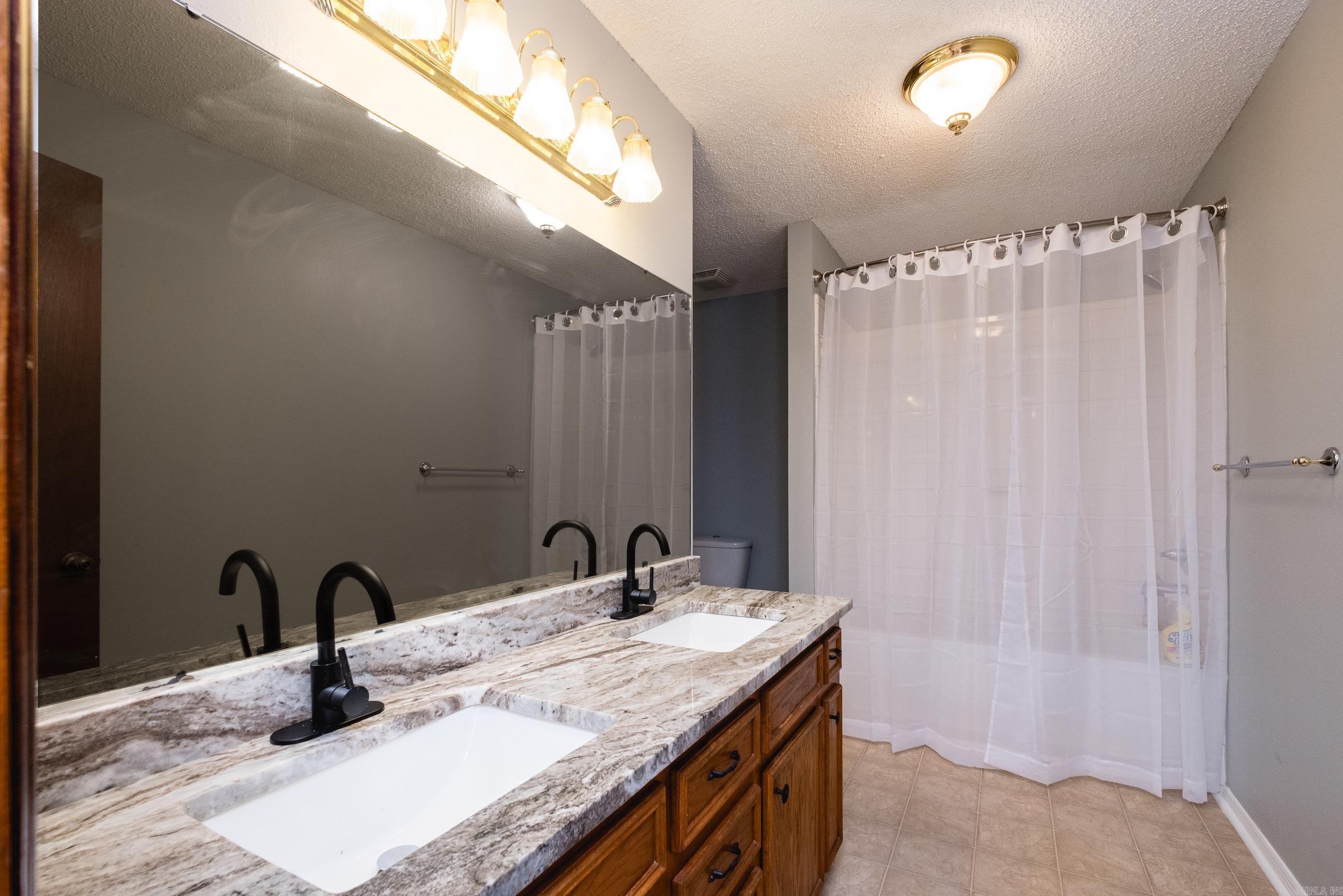 OTTER CREEK COMMUNITY - Residential