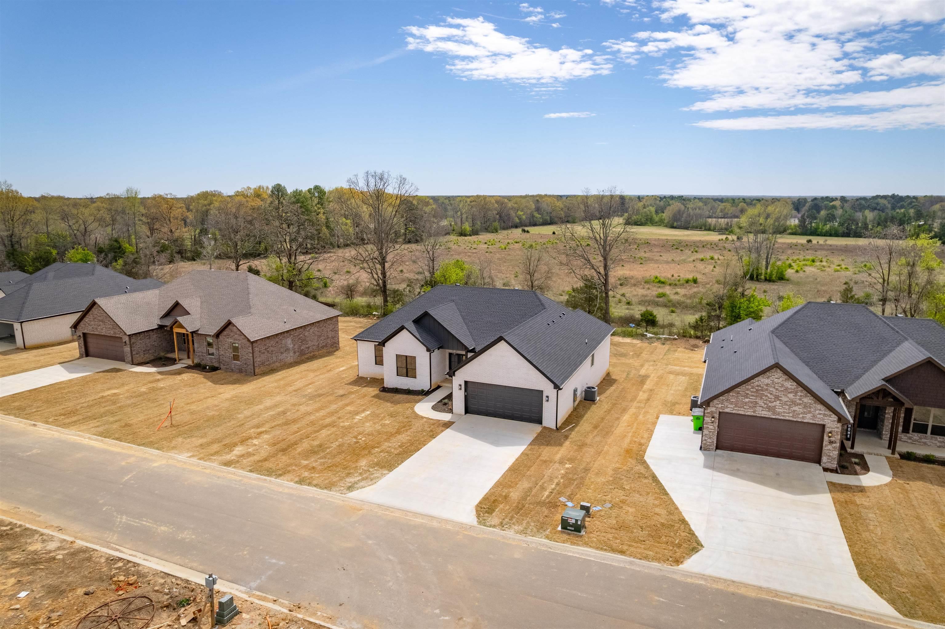 HIDDEN VALLEY ESTATES - Residential